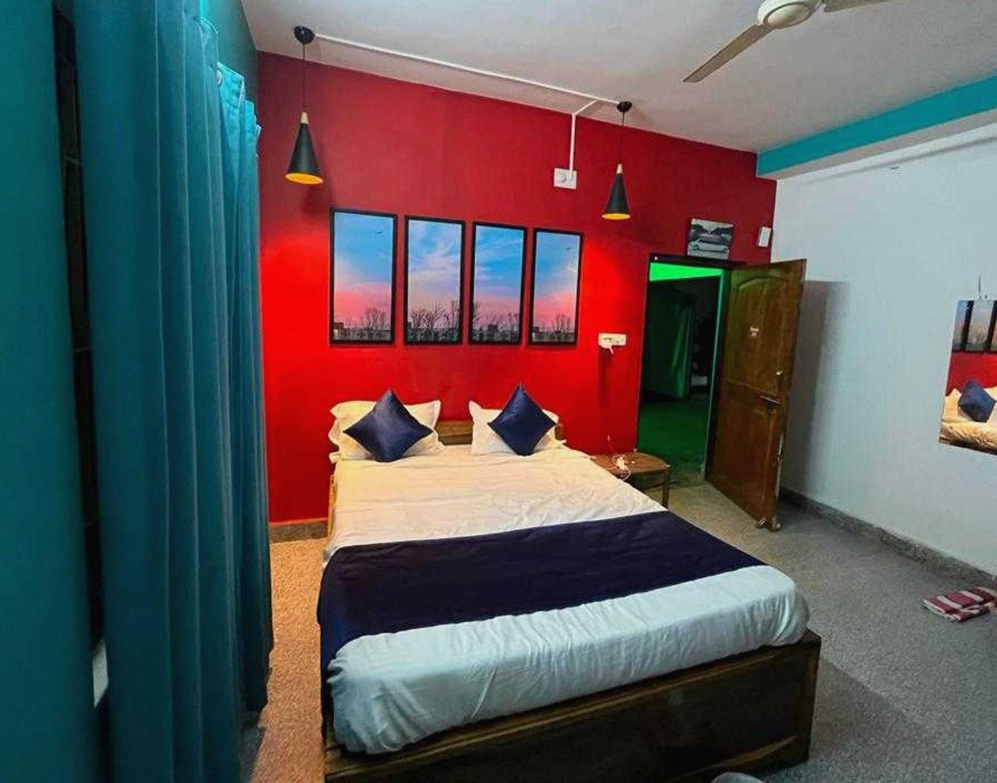 Hotel O Housefull Residency Khandagiri Exteriör bild